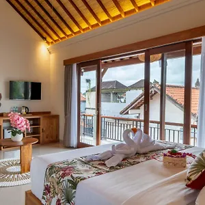  Habitación en casa particular Meranggi